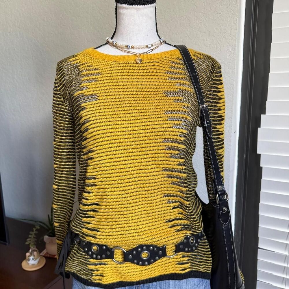 Preston-york Women's Yellow and Black Jumper